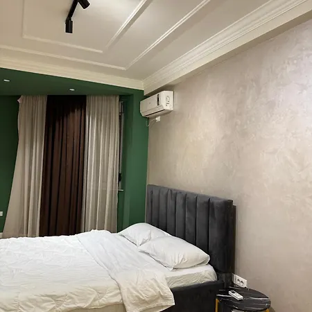 Prayla Luxury At Condor Center *