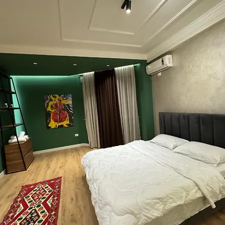 Prayla Luxury At Condor Center * Tirana