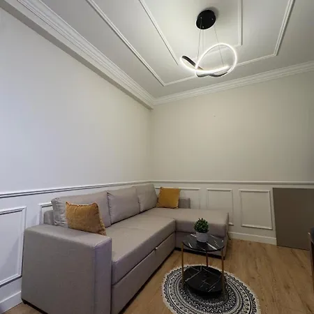 Prayla Luxury At Condor Center 아파트